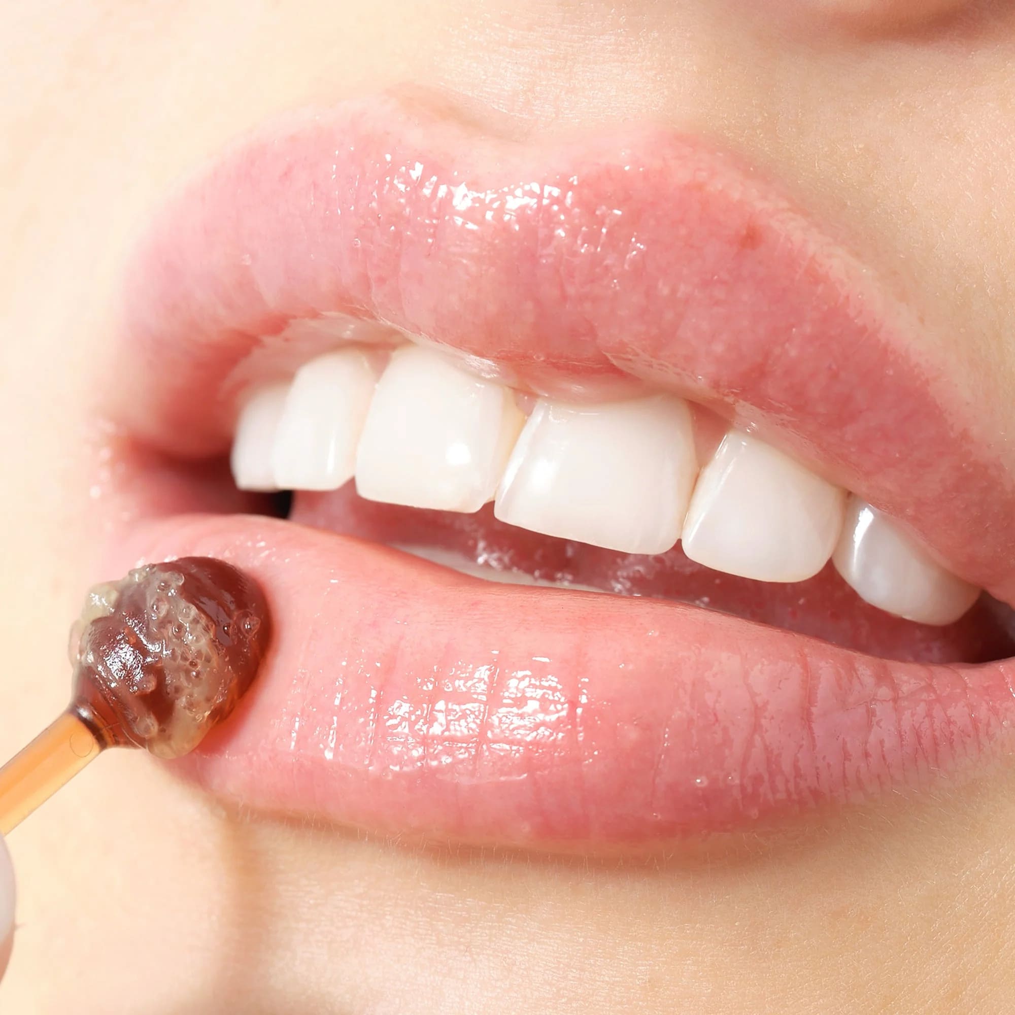 nourishing honey lip balm 17 04 26